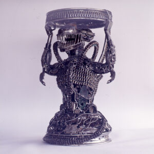 ALIEN TABLE HANDCRAFTED METAL (C2008)