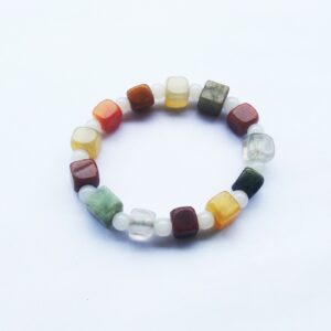 Stone bracelet (cube shape) (C5060)