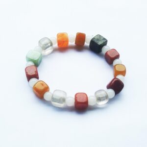 Stone bracelet (cube shape) (C5061)